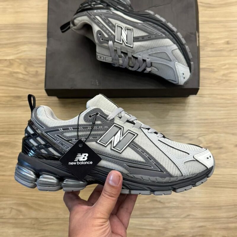 New Balance 1906R