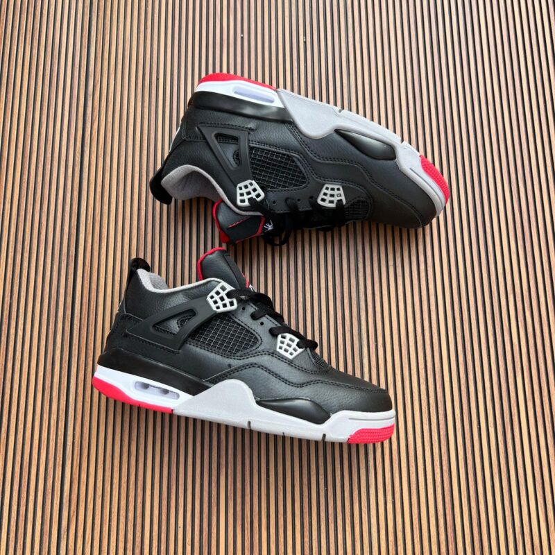 Nike Air Jordan 4 Retro