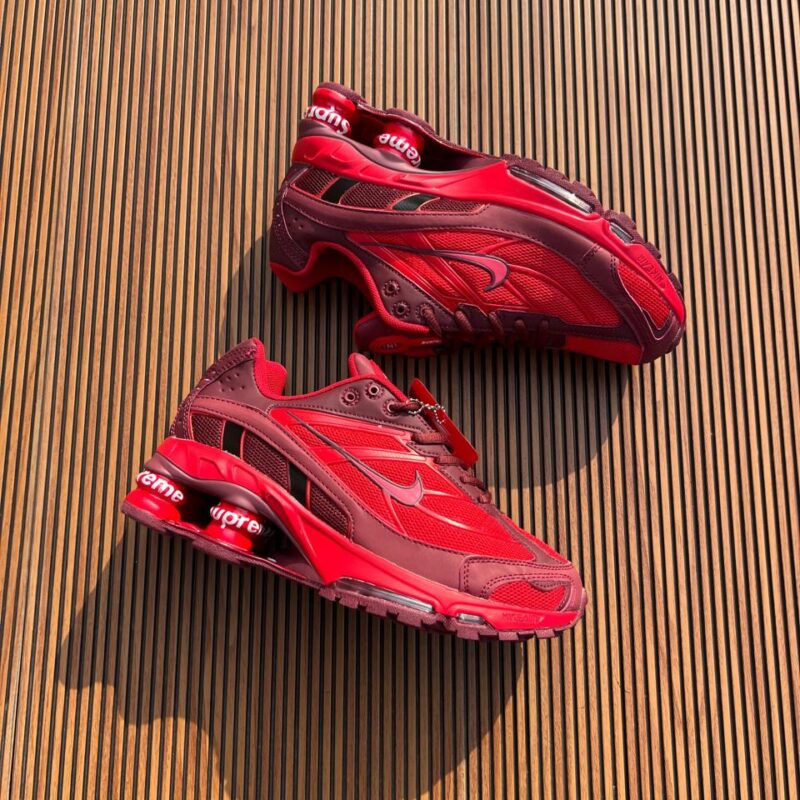 Nike Shox Supreme R4 Bloodline