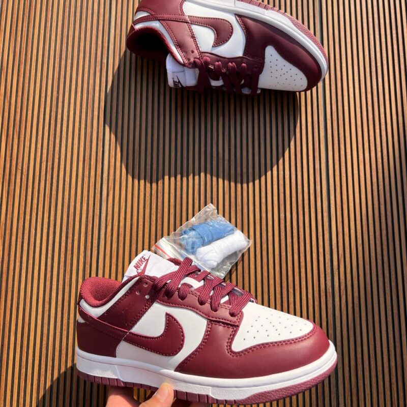 Nike SB Dunk Low Women’s Sneakers