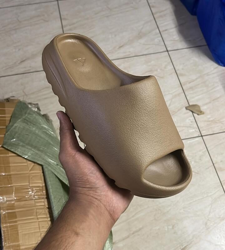 Adidas Yeezy Slides Casual Wear